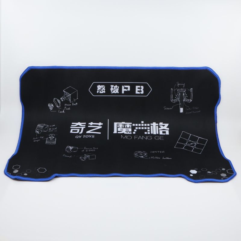 QiYi Speedcubing Mat (S / L)
